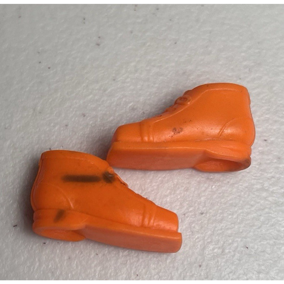 Vintage Barbie Ski Boots Shoes 1797 Ski Scene Orange Squishy 70s Black Mark - Picture 8 of 9